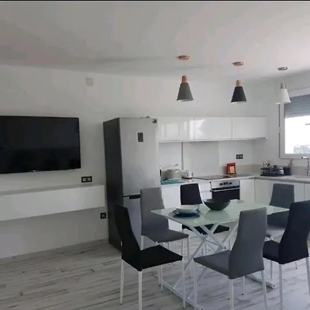 Lovely House With Terrace San Juan Alicante *